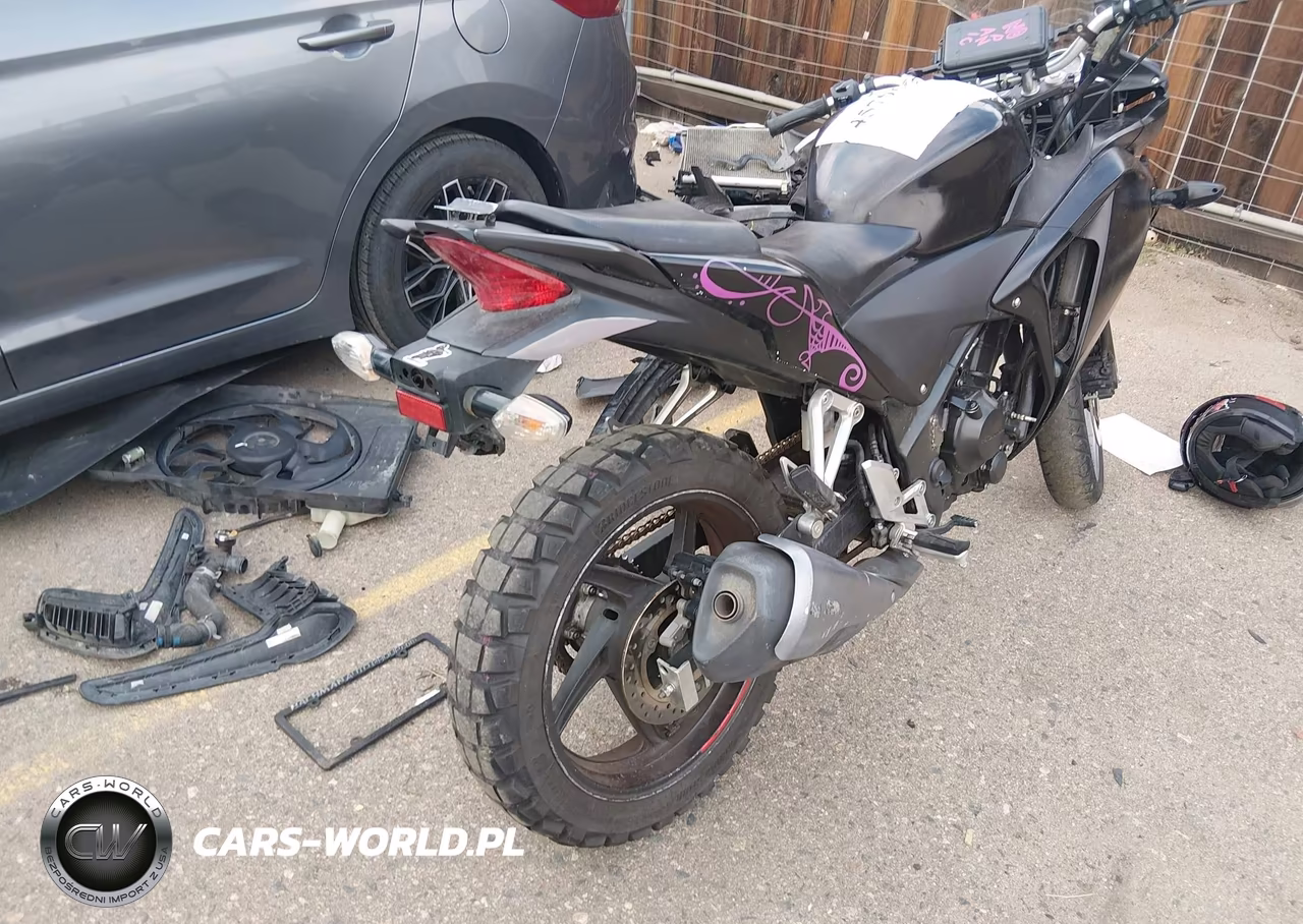 2012 Honda Cbr250 R VIN:MLHMC4103C5205668 - 4