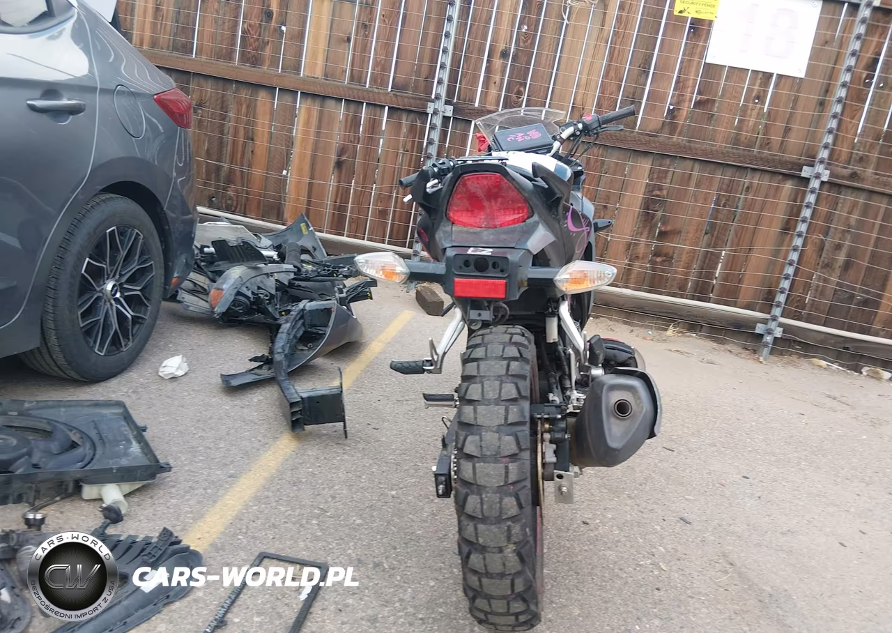 2012 Honda Cbr250 R VIN:MLHMC4103C5205668 - 6