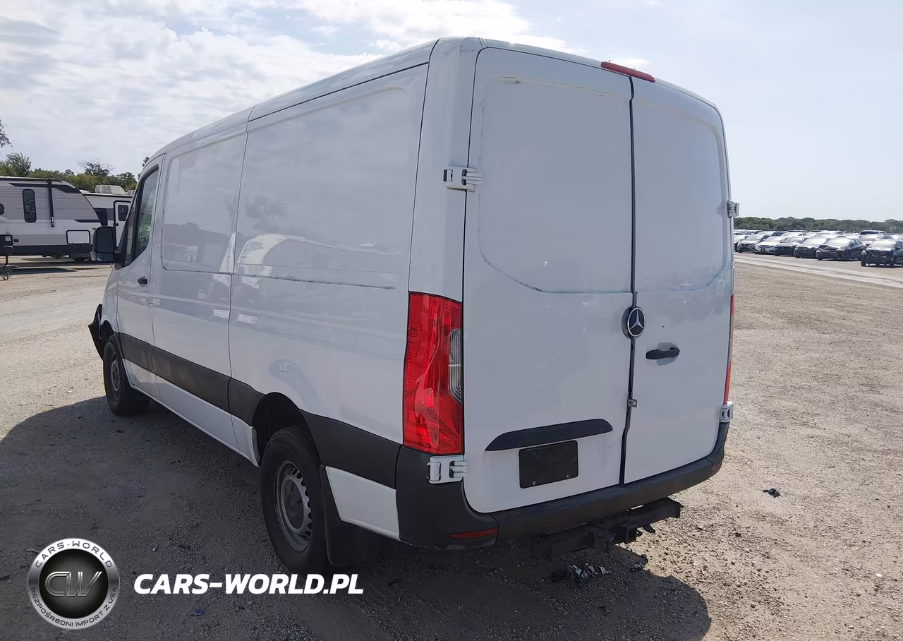 2019 Mercedes-Benz Sprinter 2500 Standard Roof I4 VIN:WD4PF0ED1KT010035 - 3