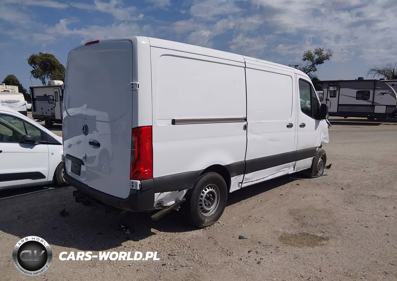 2019 Mercedes-Benz Sprinter 2500 Standard Roof I4 VIN:WD4PF0ED1KT010035 - 4