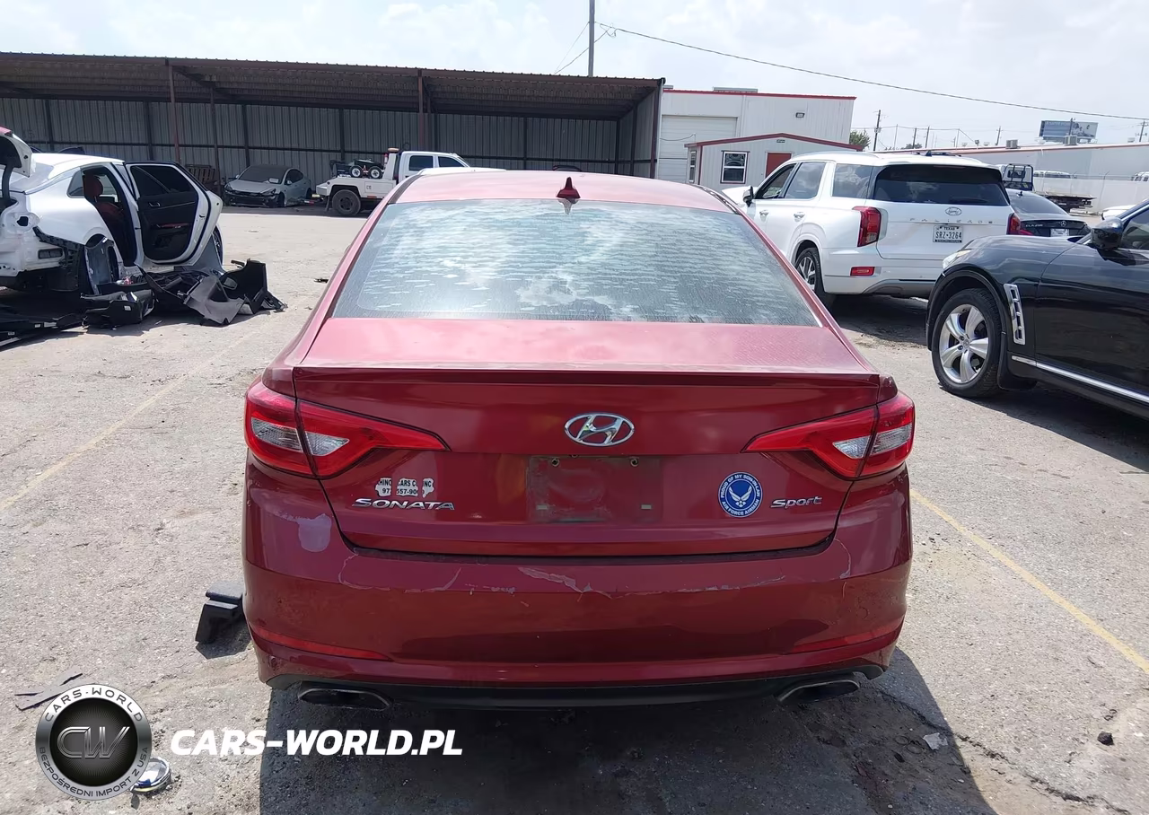 2015 Hyundai Sonata Sport VIN:5NPE34AFXFH180610 - 16