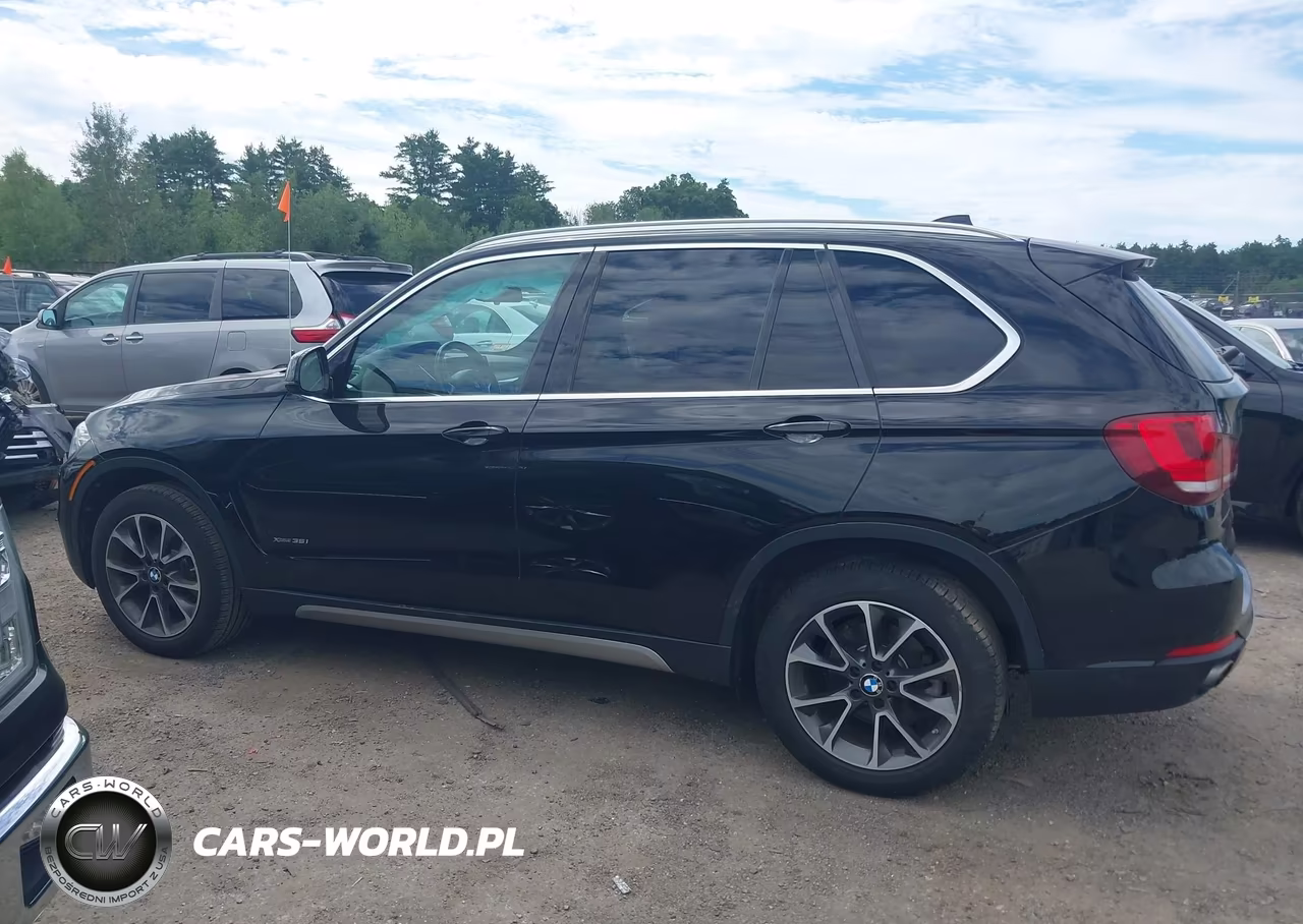 2017 BMW X5 xDrive35I VIN:5UXKR0C39H0V82212 - 14