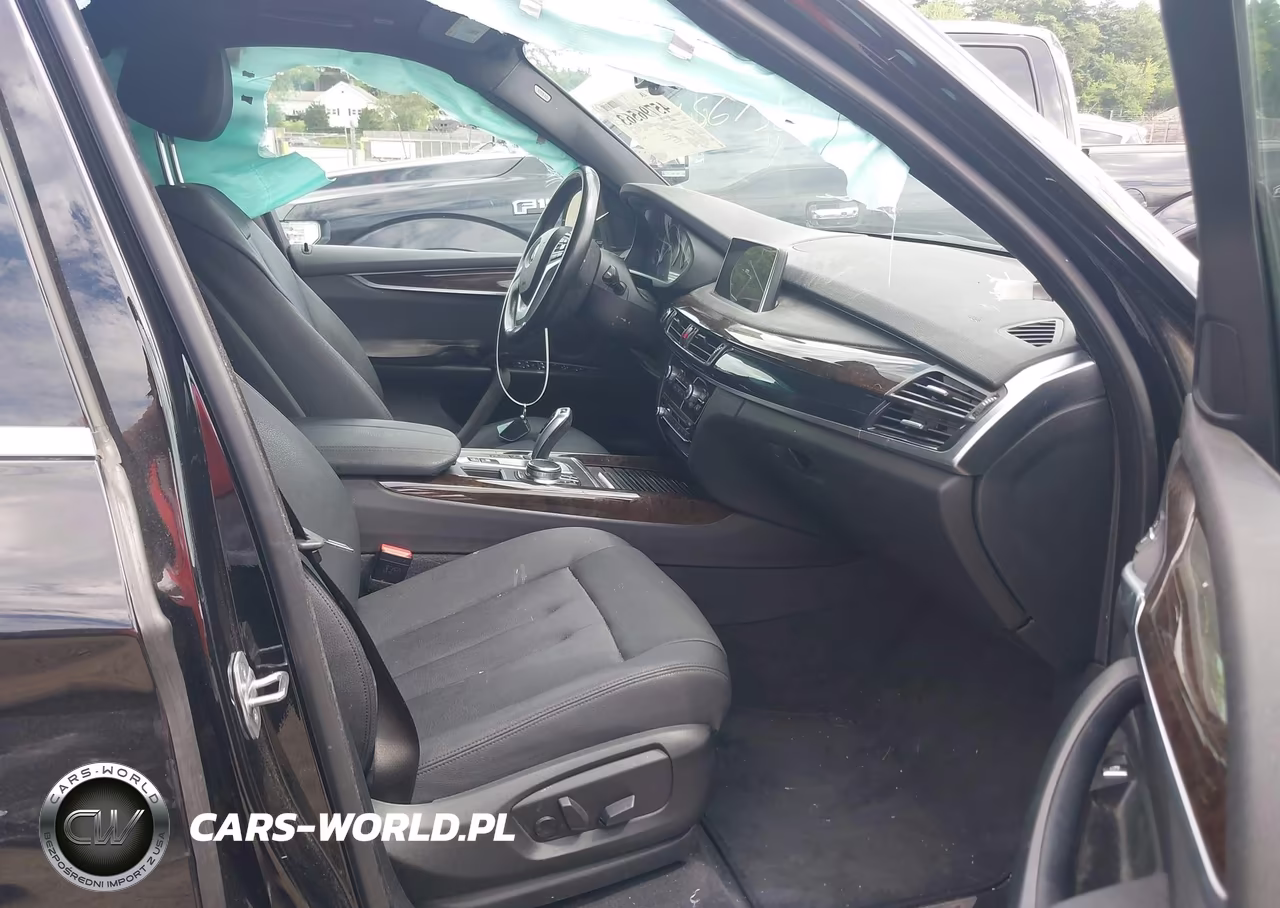 2017 BMW X5 xDrive35I VIN:5UXKR0C39H0V82212 - 5