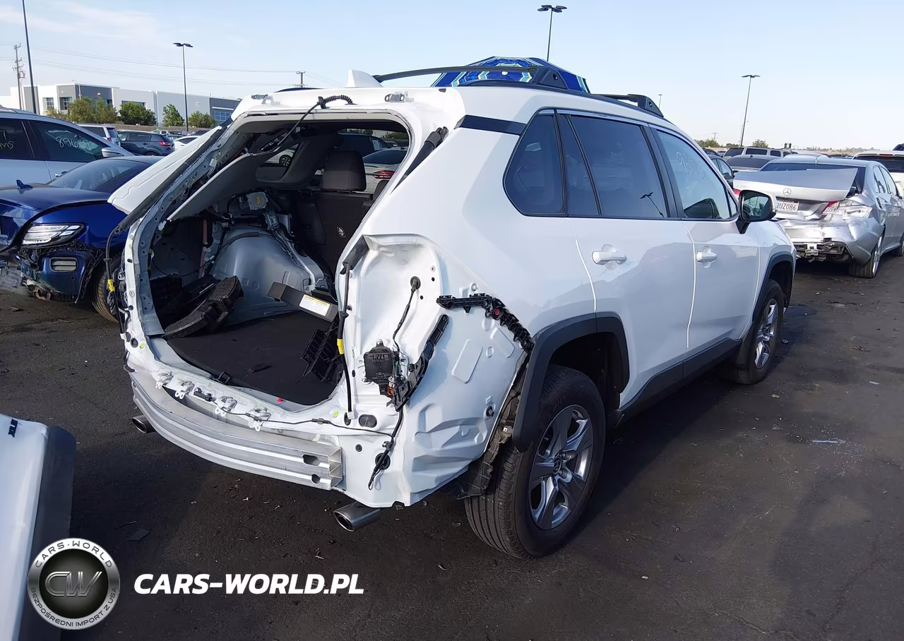 2025 Toyota Rav4 Xle VIN:2T3W1RFV8SW391914 - 4