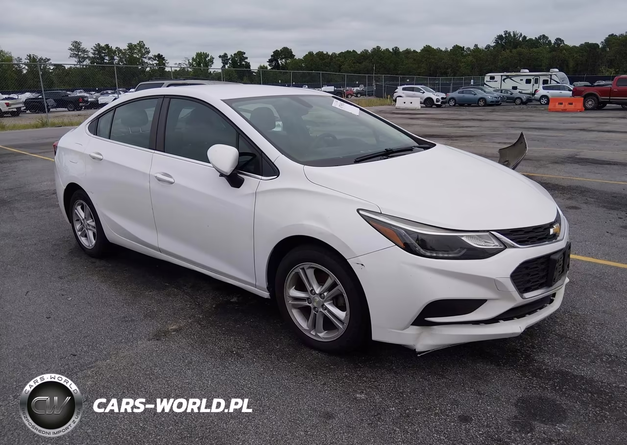 2018 Chevrolet Cruze Lt Auto – zdjęcie 1 z 16