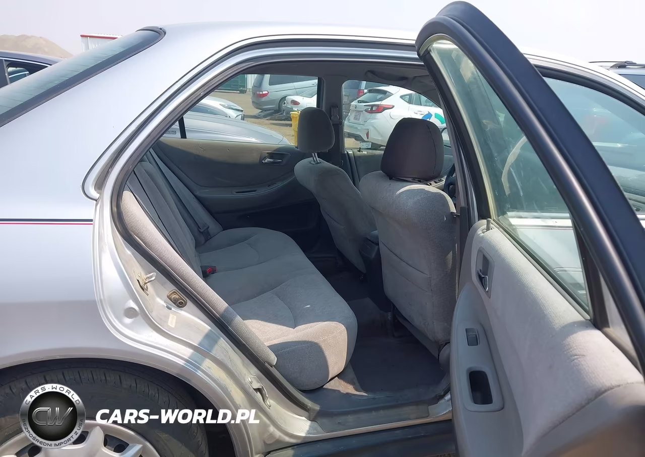 2002 Honda Accord 2.3 Lx VIN:JHMCG55492C033385 - 8