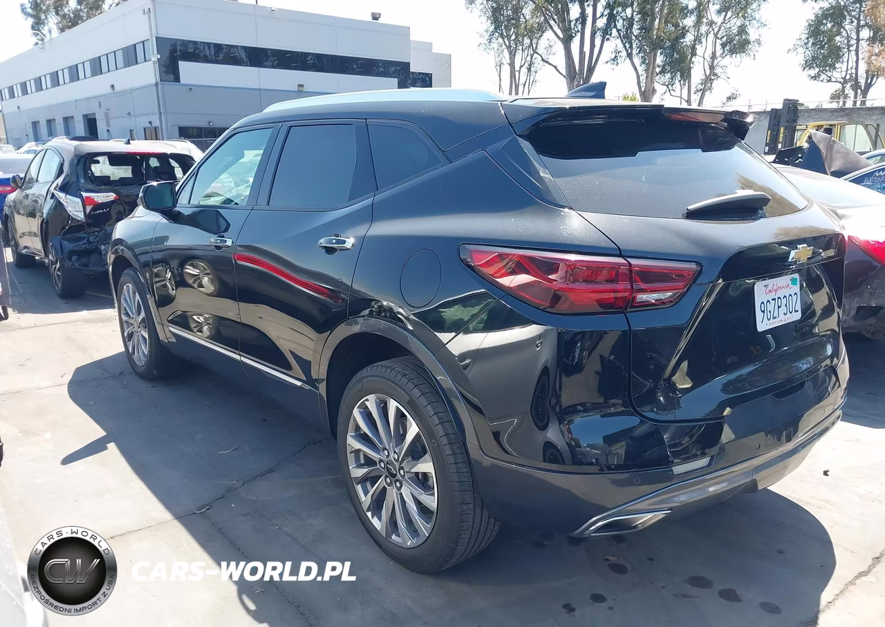 2023 Chevrolet Blazer Fwd Premier VIN:3GNKBFRS3PS106477 - 3