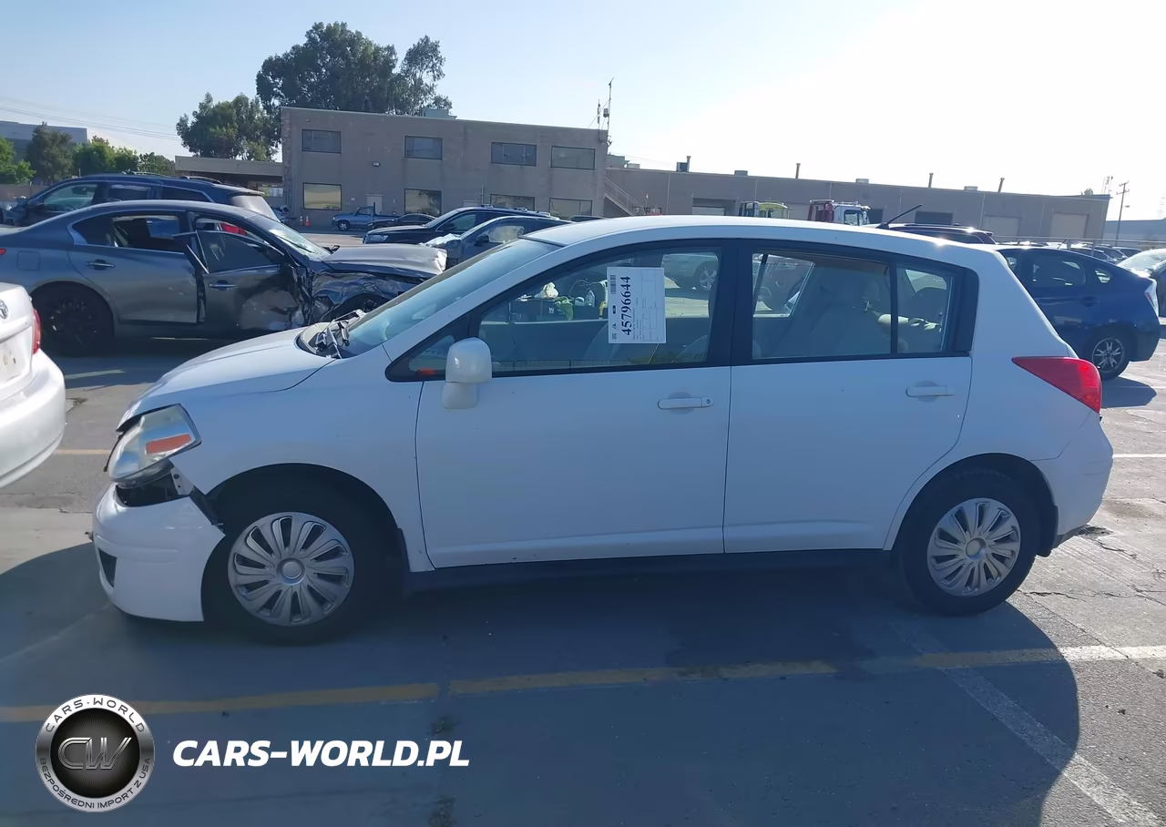 2009 Nissan Versa 1.8S VIN:3N1BC13E19L352567 - 14