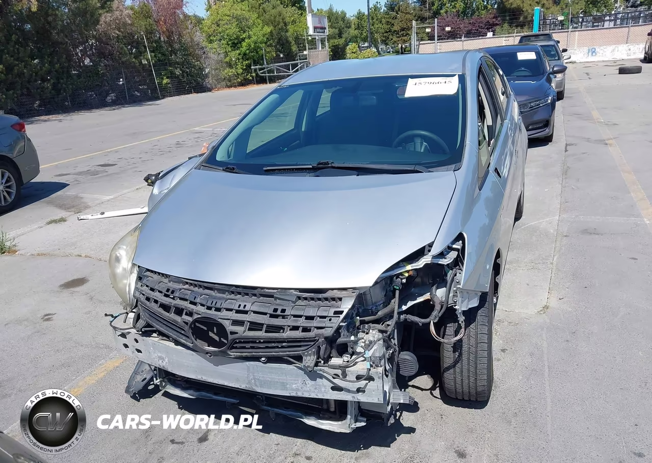 2013 Toyota Prius Two VIN:JTDKN3DUXD5559976 - 13