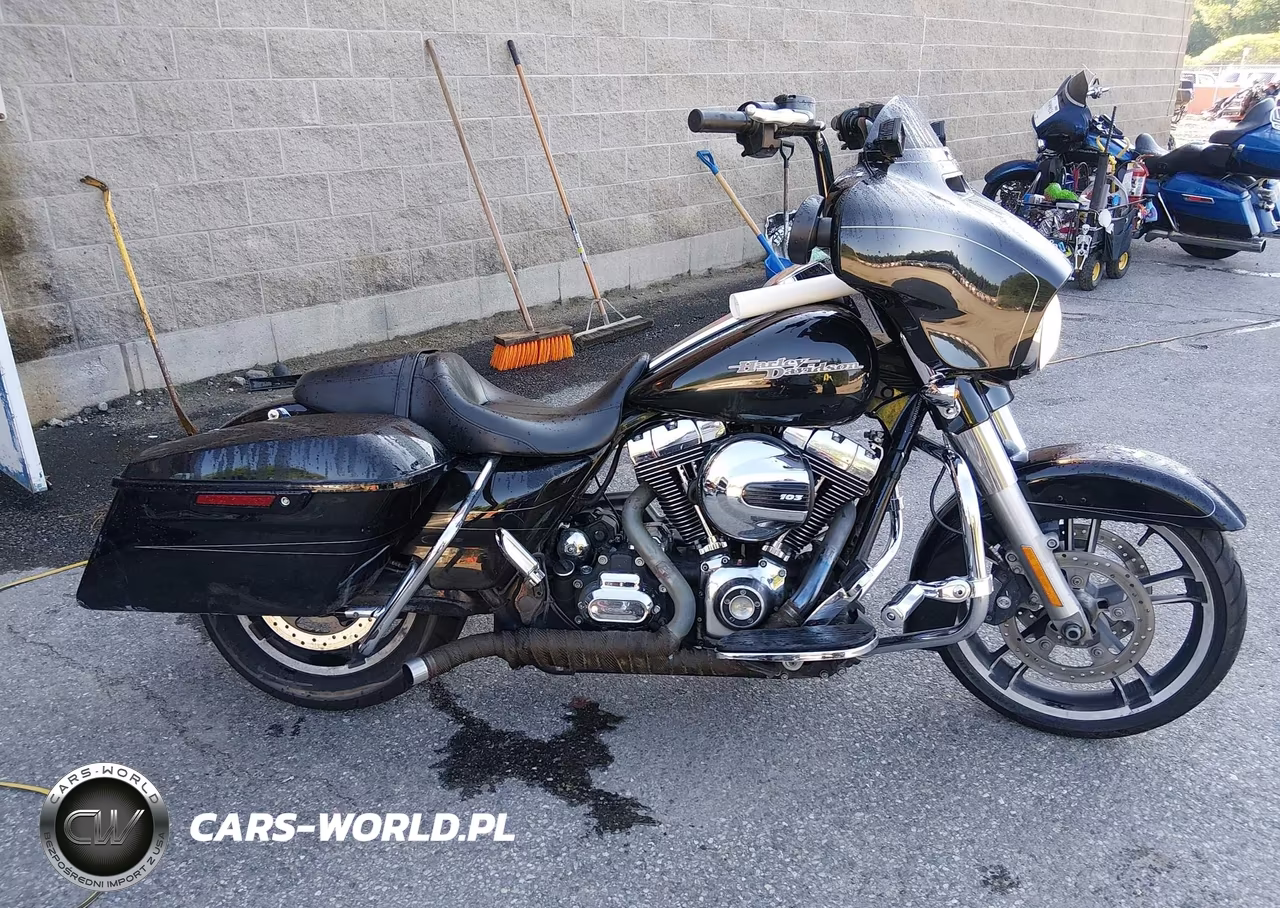 2014 Harley-Davidson Flhxs Street Glide Special VIN:1HD1KRM11EB672231 - 12