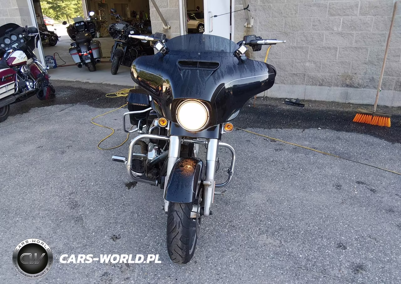 2014 Harley-Davidson Flhxs Street Glide Special VIN:1HD1KRM11EB672231 - 5