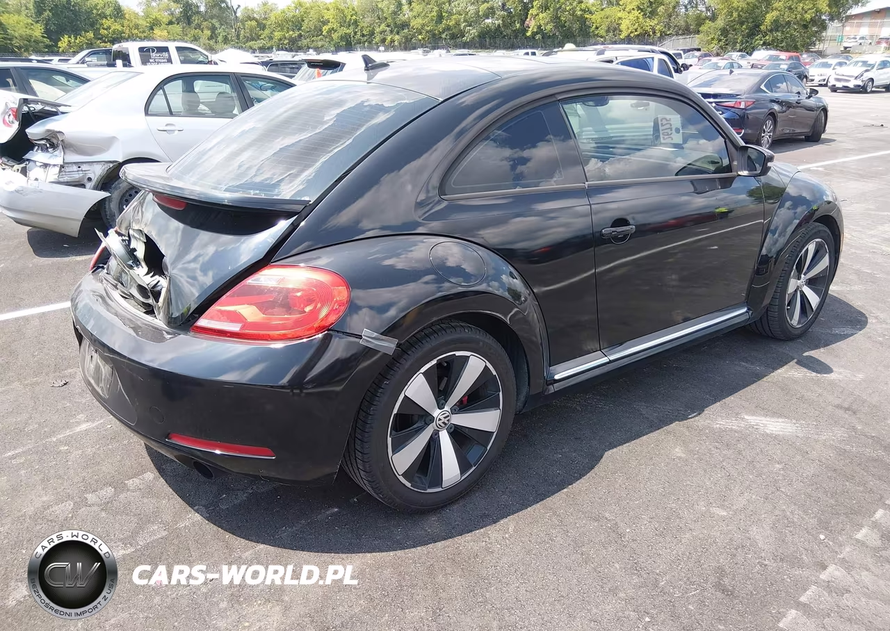 2012 Volkswagen Beetle 2.0T Turbo VIN:3VWV67AT0CM616964 - 4
