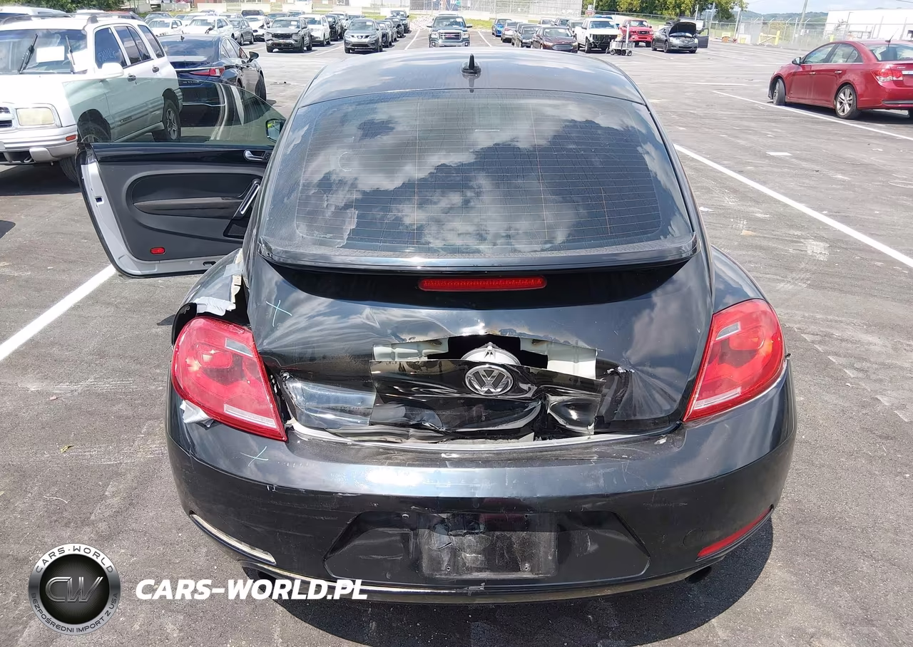 2012 Volkswagen Beetle 2.0T Turbo VIN:3VWV67AT0CM616964 - 6