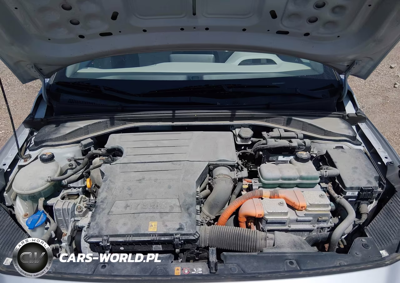 2020 Hyundai Ioniq Hybrid Blue VIN:KMHC65LC4LU219843 - 10