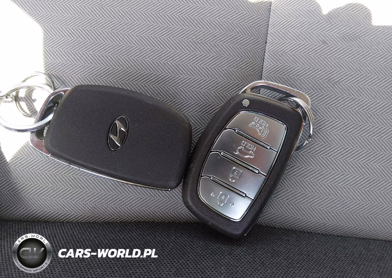 2020 Hyundai Ioniq Hybrid Blue VIN:KMHC65LC4LU219843 - 11