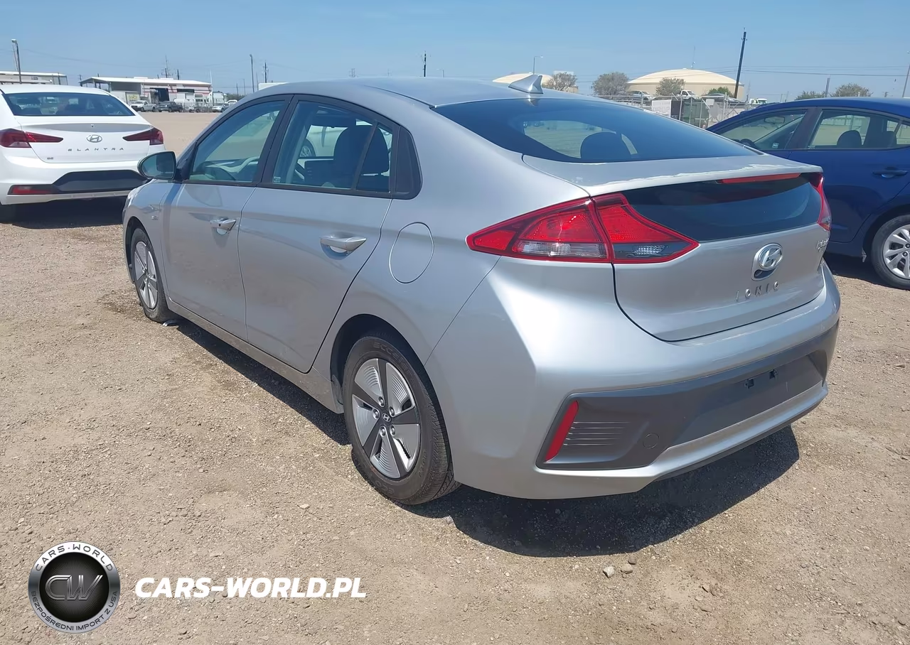 2020 Hyundai Ioniq Hybrid Blue VIN:KMHC65LC4LU219843 - 3