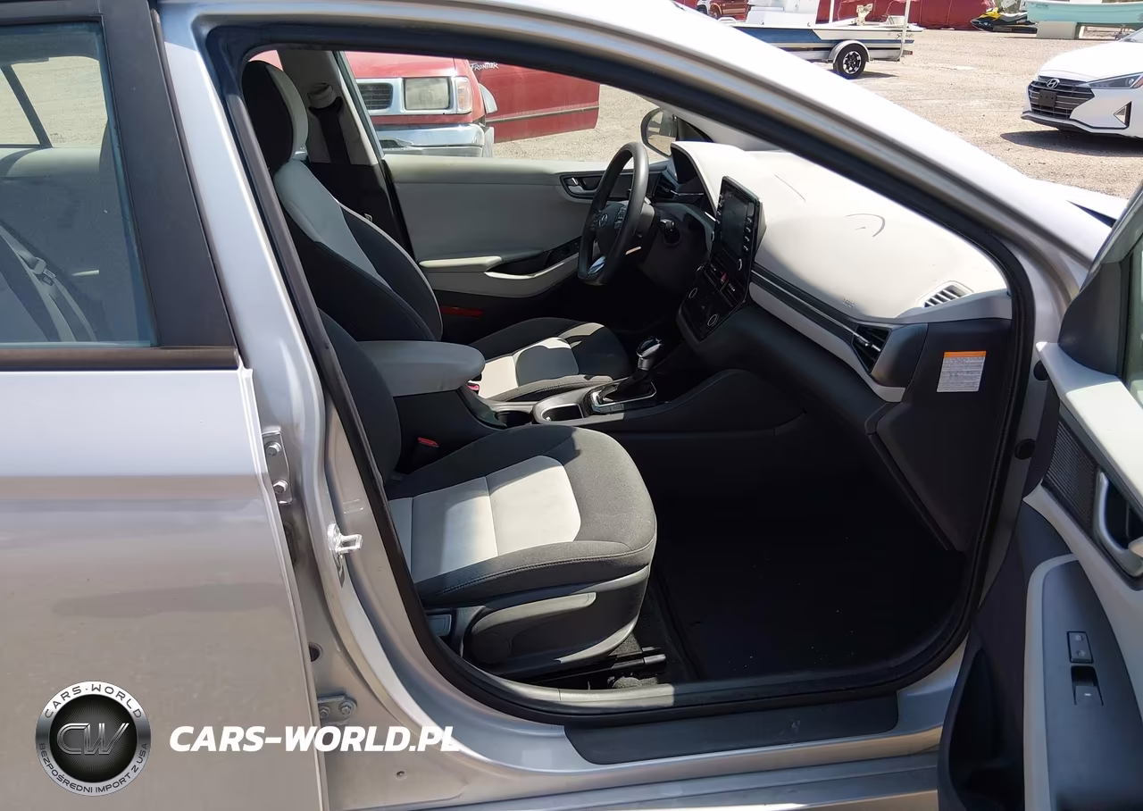 2020 Hyundai Ioniq Hybrid Blue VIN:KMHC65LC4LU219843 - 5