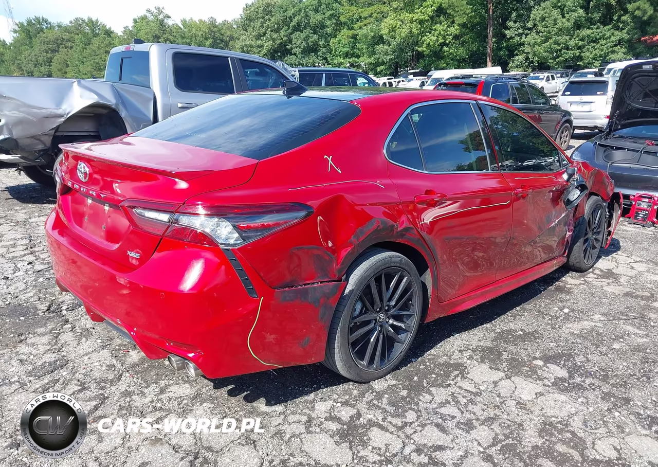 2021 Toyota Camry Xse V6 VIN:4T1KZ1AKXMU052119 - 4