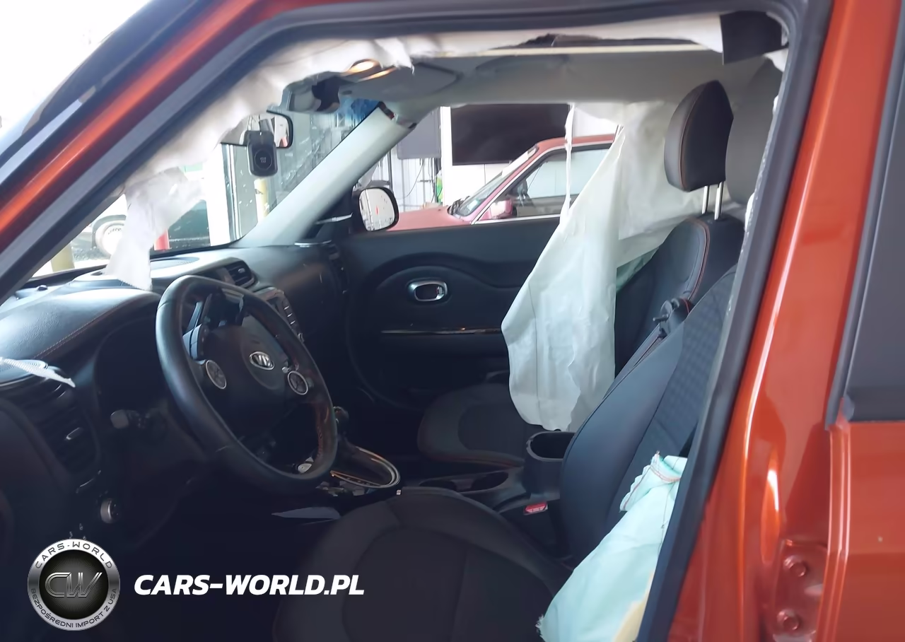 2018 Kia Soul ! VIN:KNDJX3AA1J7588914 - 5