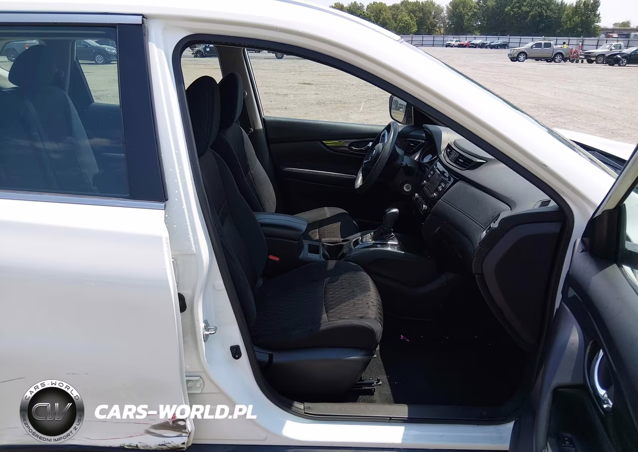 2017 Nissan Rogue S VIN:5N1AT2MTXHC793910 - 5