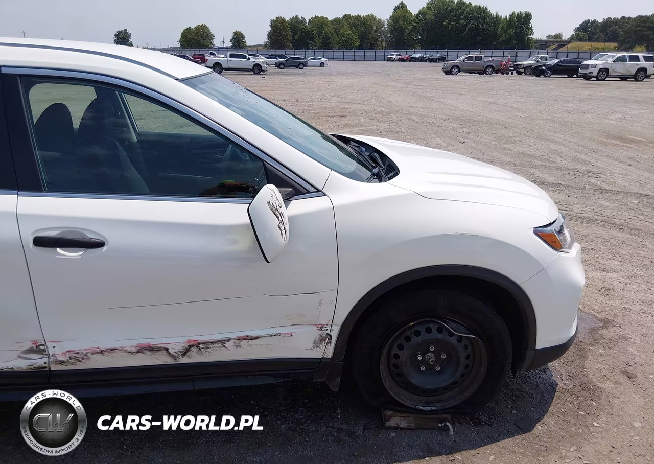 2017 Nissan Rogue S VIN:5N1AT2MTXHC793910 - 6