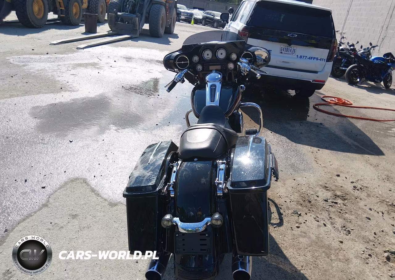 2013 Harley-Davidson Flhx Street Glide VIN:1HD1KBM19DB626698 - 6
