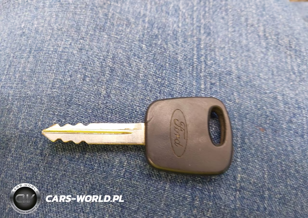 2000 Ford Focus Zx3 VIN:3FAFP3139YR198630 - 11