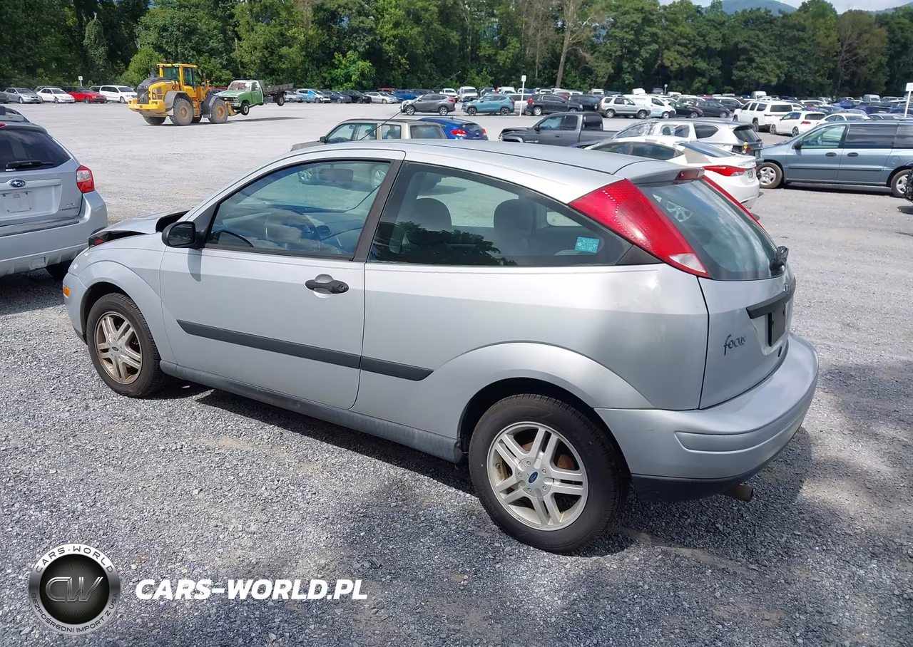 2000 Ford Focus Zx3 VIN:3FAFP3139YR198630 - 3