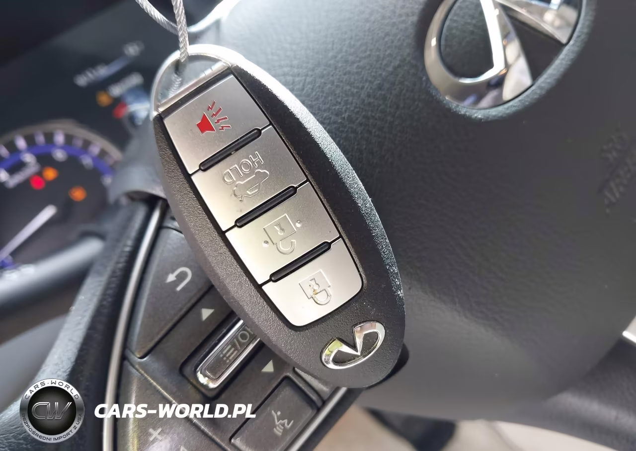 2015 Infiniti Q50 VIN:JN1BV7AP1FM339319 - 11