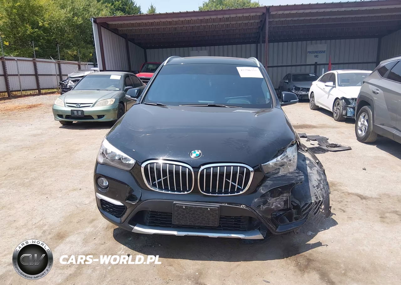 2018 BMW X1 xDrive28I VIN:WBXHT3C33J5K23254 - 13