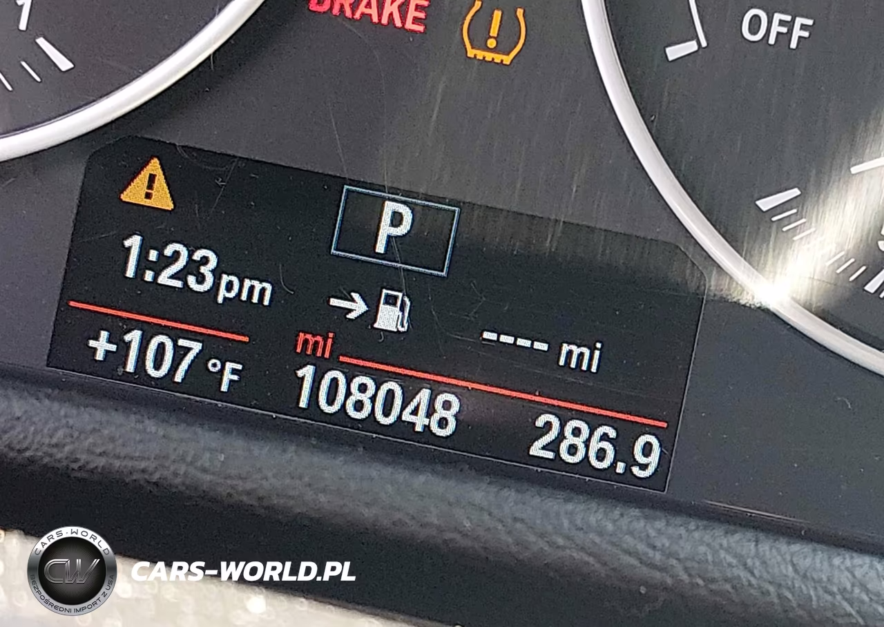 2018 BMW X1 xDrive28I VIN:WBXHT3C33J5K23254 - 16