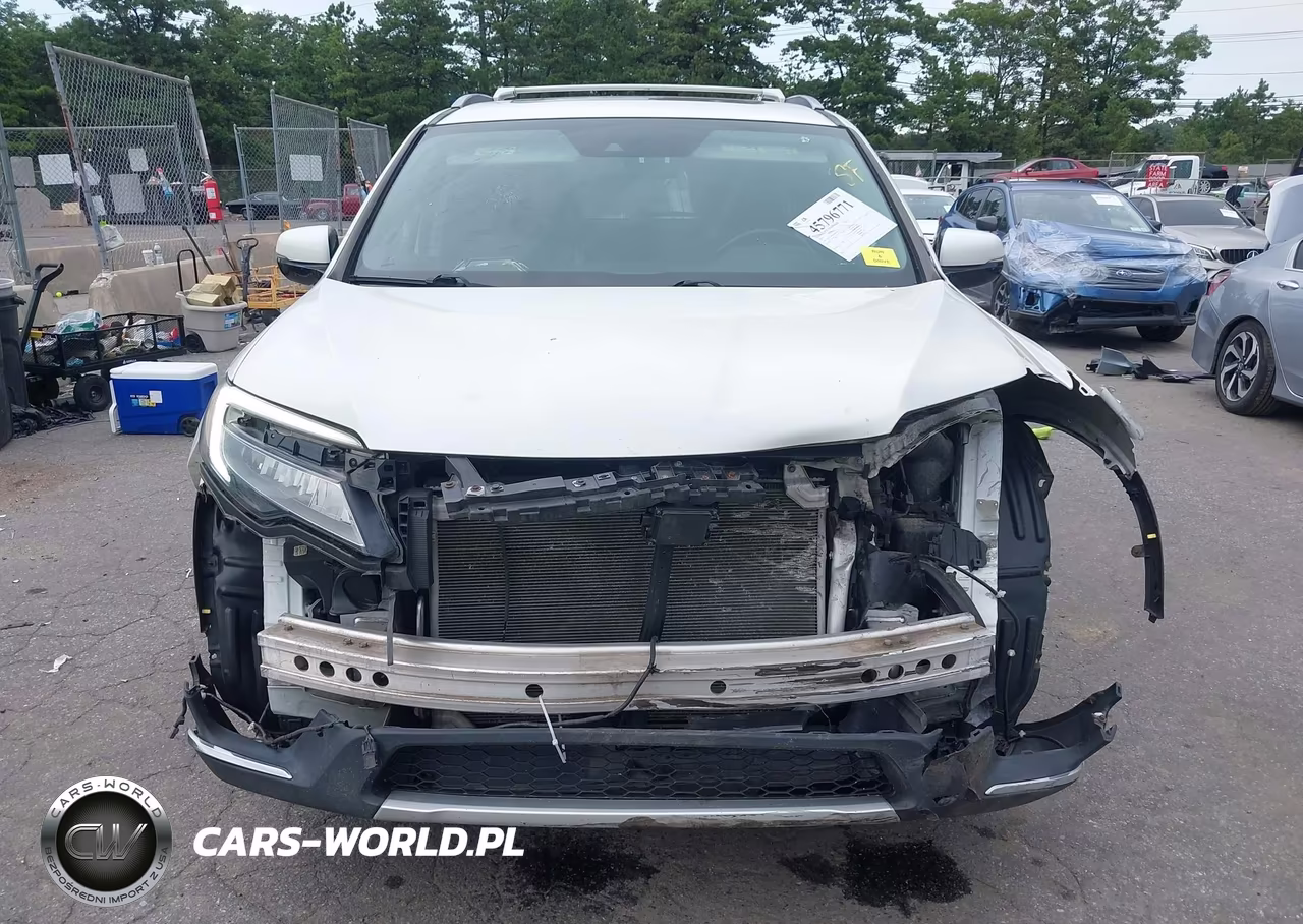 2019 Honda Pilot Touring VIN:5FNYF6H93KB049513 - 6