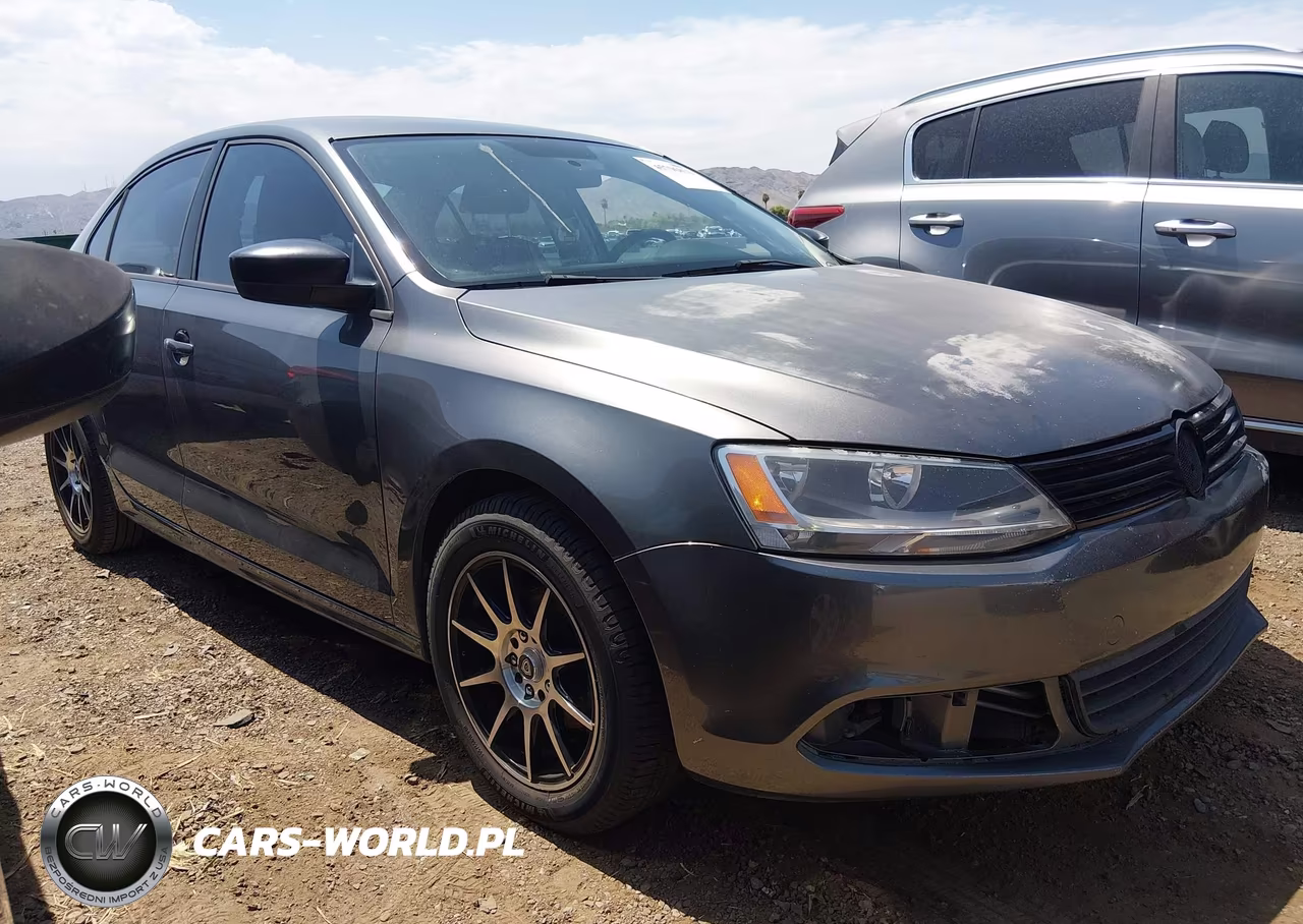 2014 Volkswagen Jetta 2.0L S – zdjęcie 1 z 11