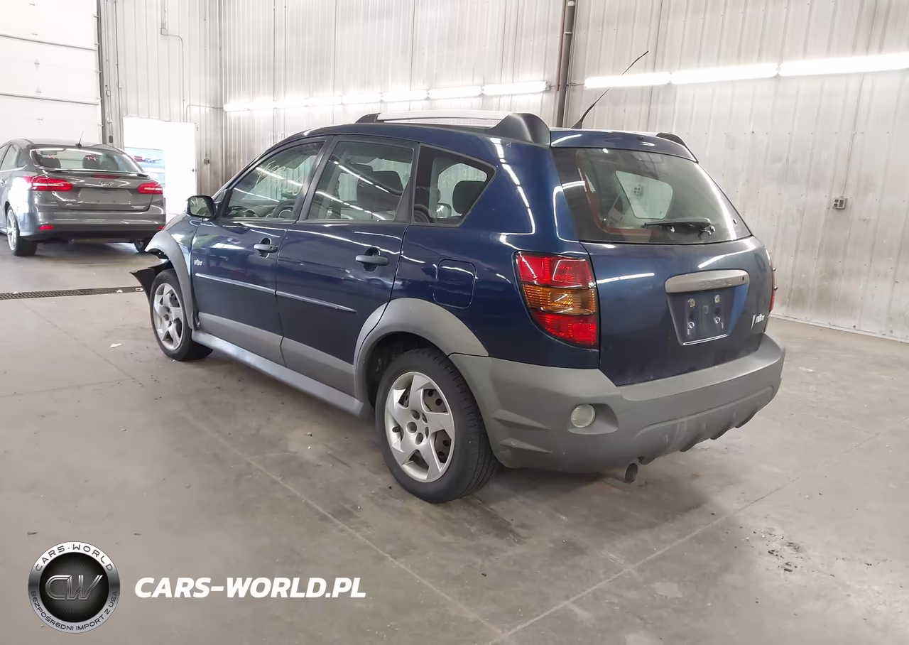 2008 Pontiac Vibe VIN:5Y2SL658X8Z400950 - 3