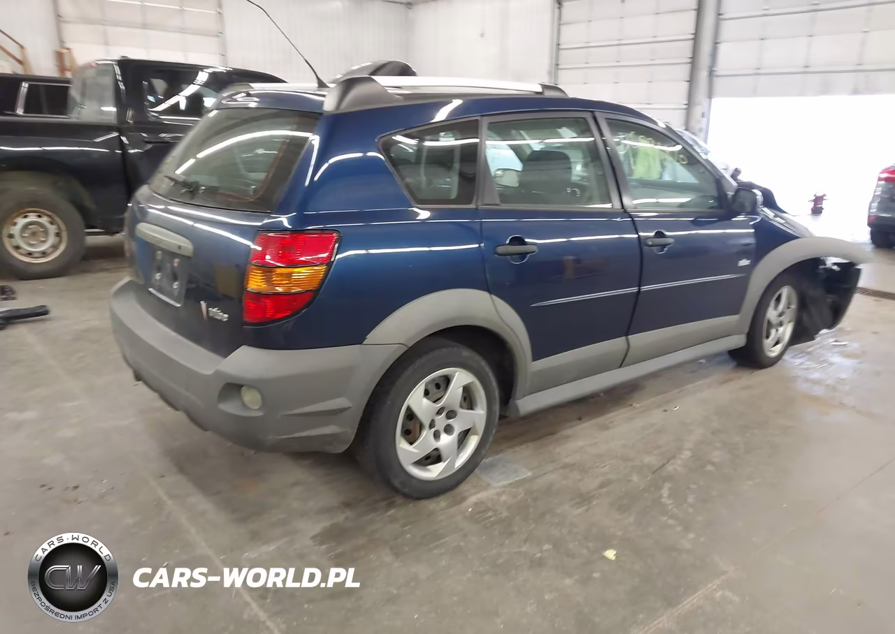2008 Pontiac Vibe VIN:5Y2SL658X8Z400950 - 4