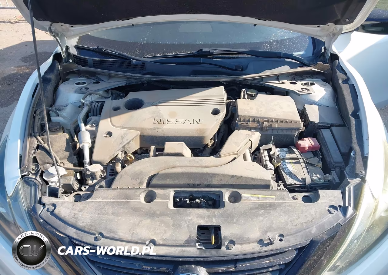 2018 Nissan Altima 2.5 Sr VIN:1N4AL3AP1JC157924 - 10
