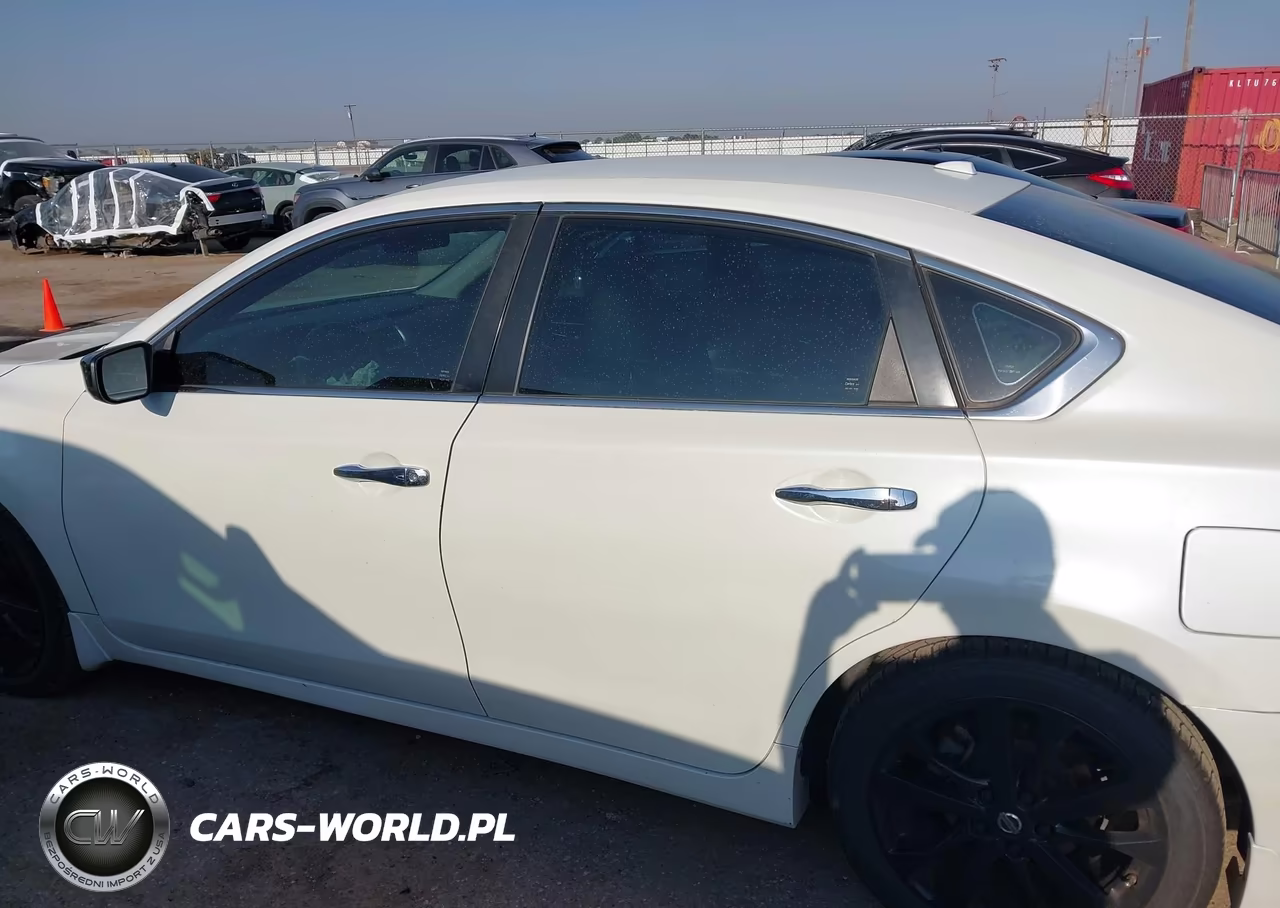 2018 Nissan Altima 2.5 Sr VIN:1N4AL3AP1JC157924 - 14