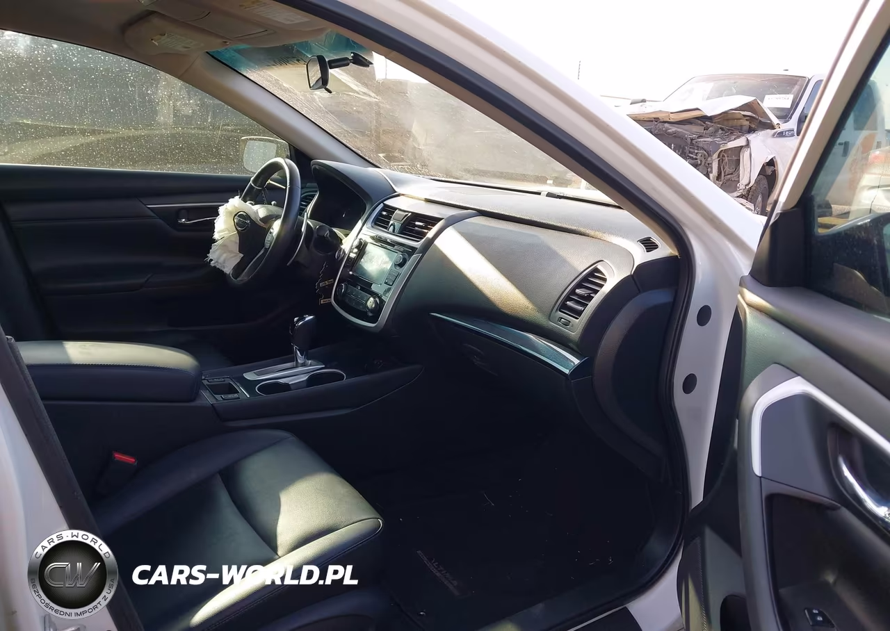 2018 Nissan Altima 2.5 Sr VIN:1N4AL3AP1JC157924 - 5