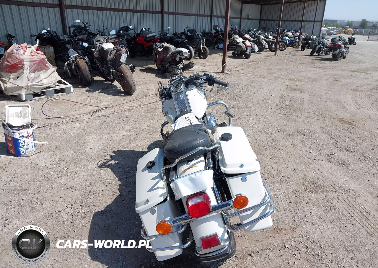 2007 Harley-Davidson Flhpi VIN:1HD1FHM127Y622324 - 6