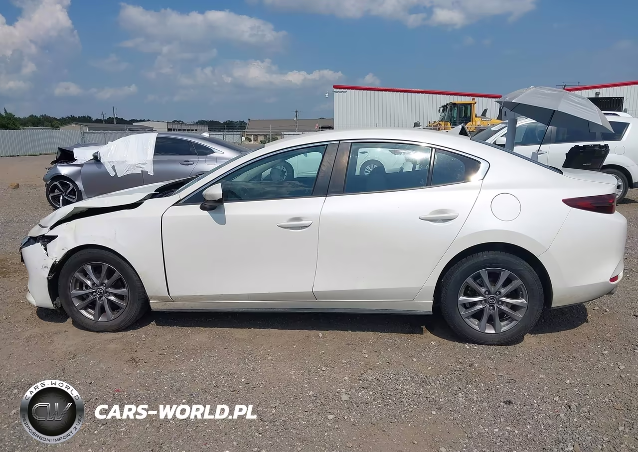 2021 Mazda Mazda3 2.5 S VIN:JM1BPAAL1M1343676 - 14