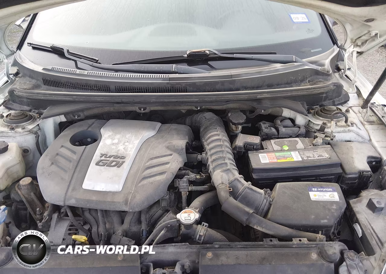 2016 Hyundai Veloster Turbo VIN:KMHTC6AE7GU279673 - 10