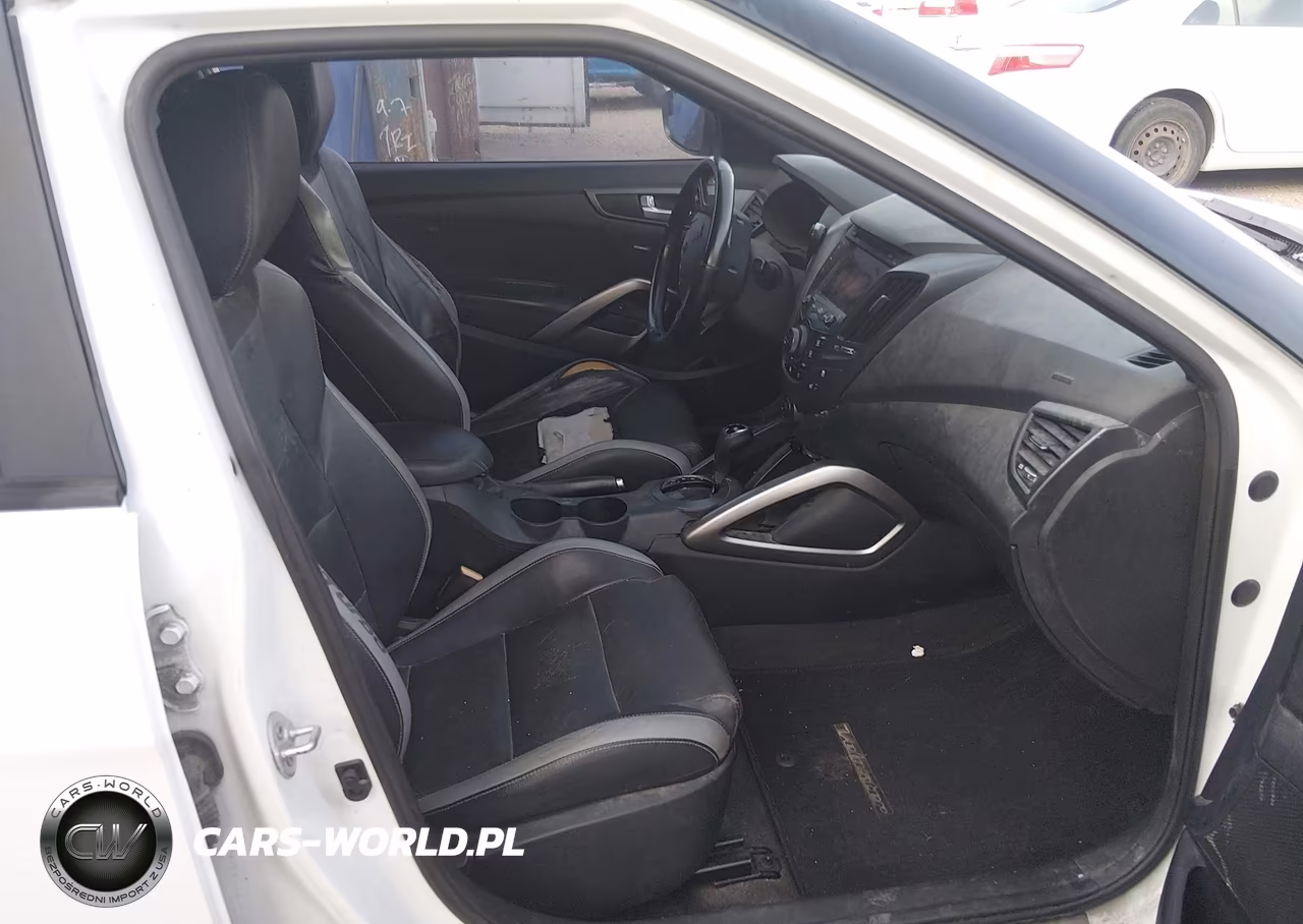 2016 Hyundai Veloster Turbo VIN:KMHTC6AE7GU279673 - 5