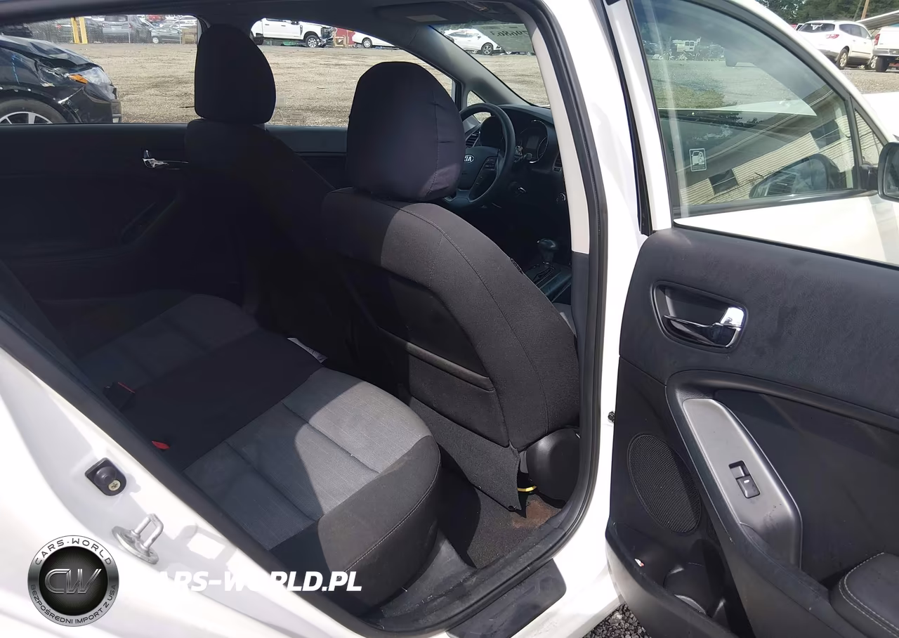 2016 Kia Forte Lx VIN:KNAFK5A81G5592525 - 8