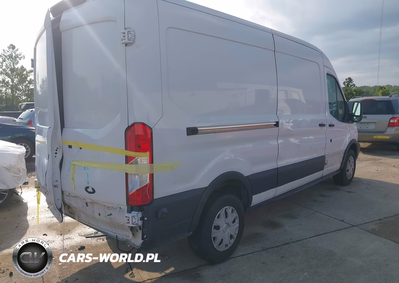 2018 Ford Transit-150 VIN:1FTYE2CM3JKA41193 - 4