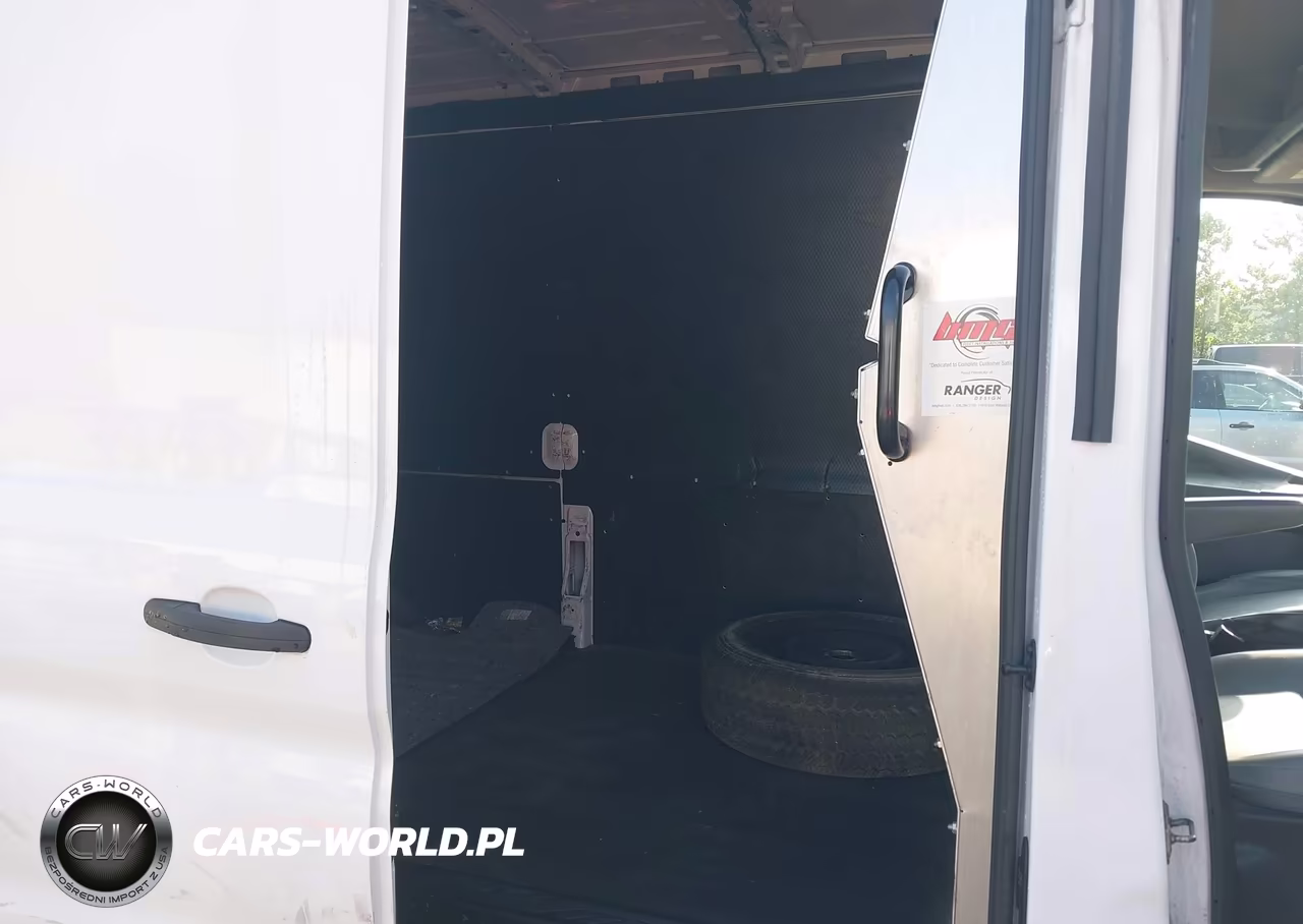 2018 Ford Transit-150 VIN:1FTYE2CM3JKA41193 - 7