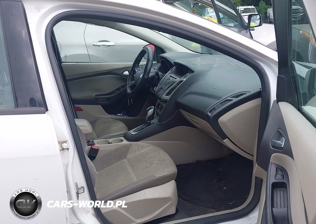 2013 Ford Focus Se VIN:1FADP3F26DL344062 - 5