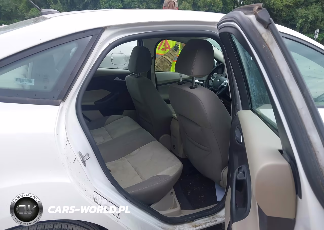 2013 Ford Focus Se VIN:1FADP3F26DL344062 - 8