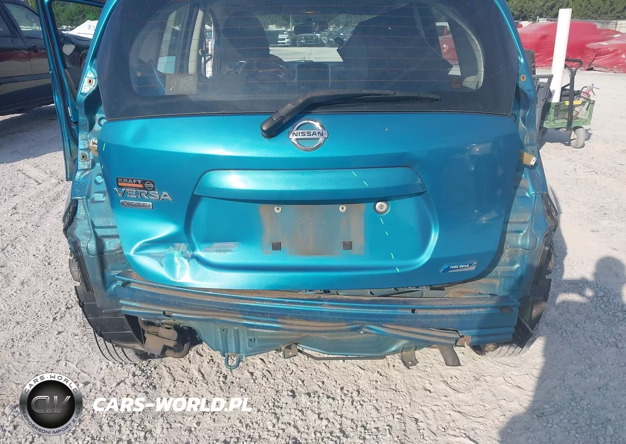 2016 Nissan Versa Note S Plus VIN:3N1CE2CP2GL370563 - 6