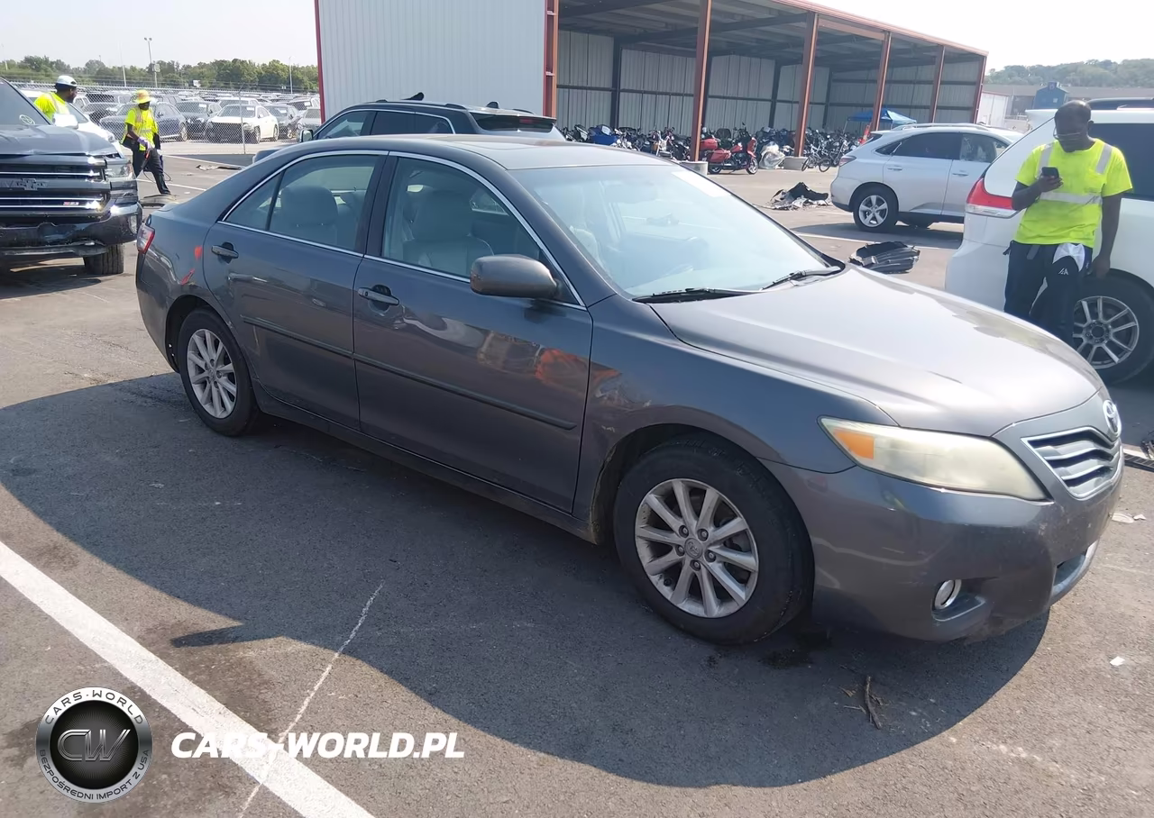 2011 Toyota Camry Xle VIN:4T4BF3EK2BR130474 - 1