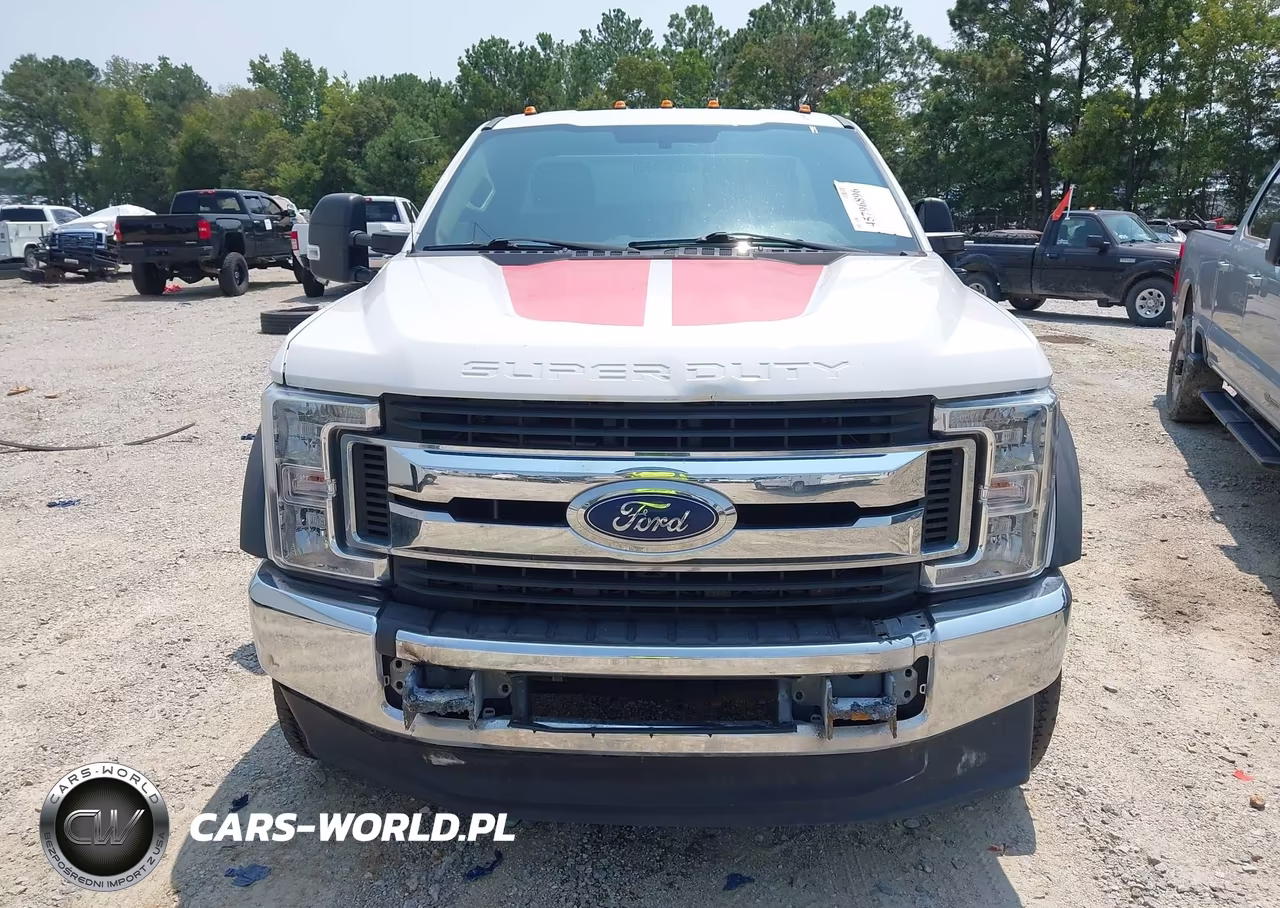 2018 Ford F-550 Chassis Xl VIN:1FDUF5GY6JEC29517 - 15
